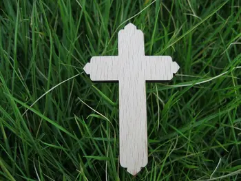 Деревянные броши в форме креста