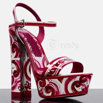Розово-красные сандалии на платформе и блочном каблуке, Женские новые цветочные Граффити на высоком каблуке с круглым носком и пряжкой на лодыжке, Тотемные вечерние модельные туфли