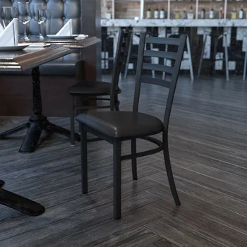 Флэш-мебель HERCULES Series Черный металлический ресторанный стул с лестничной спинкой - Черное виниловое сиденье ресторанного стула