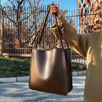 Горячая Распродажа, Винтажная Модная Женская сумка 2023, Новая Высококачественная Женская дизайнерская сумка из искусственной кожи с застежкой, сумки на плечо большой емкости