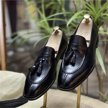 Мужские классические деловые лоферы из натуральной кожи с квадратным носком на низком каблуке и кисточками, черная деловая повседневная мужская обувь для свадебной вечеринки на каждый день Изображение 2